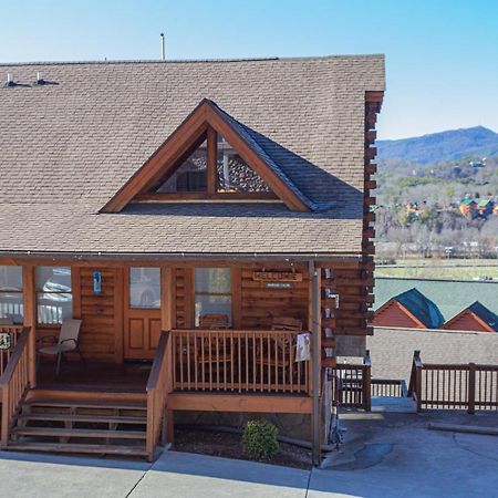 Bear Claw - Bear Claw Retreat In Pigeon Forge! Villa Exterior foto