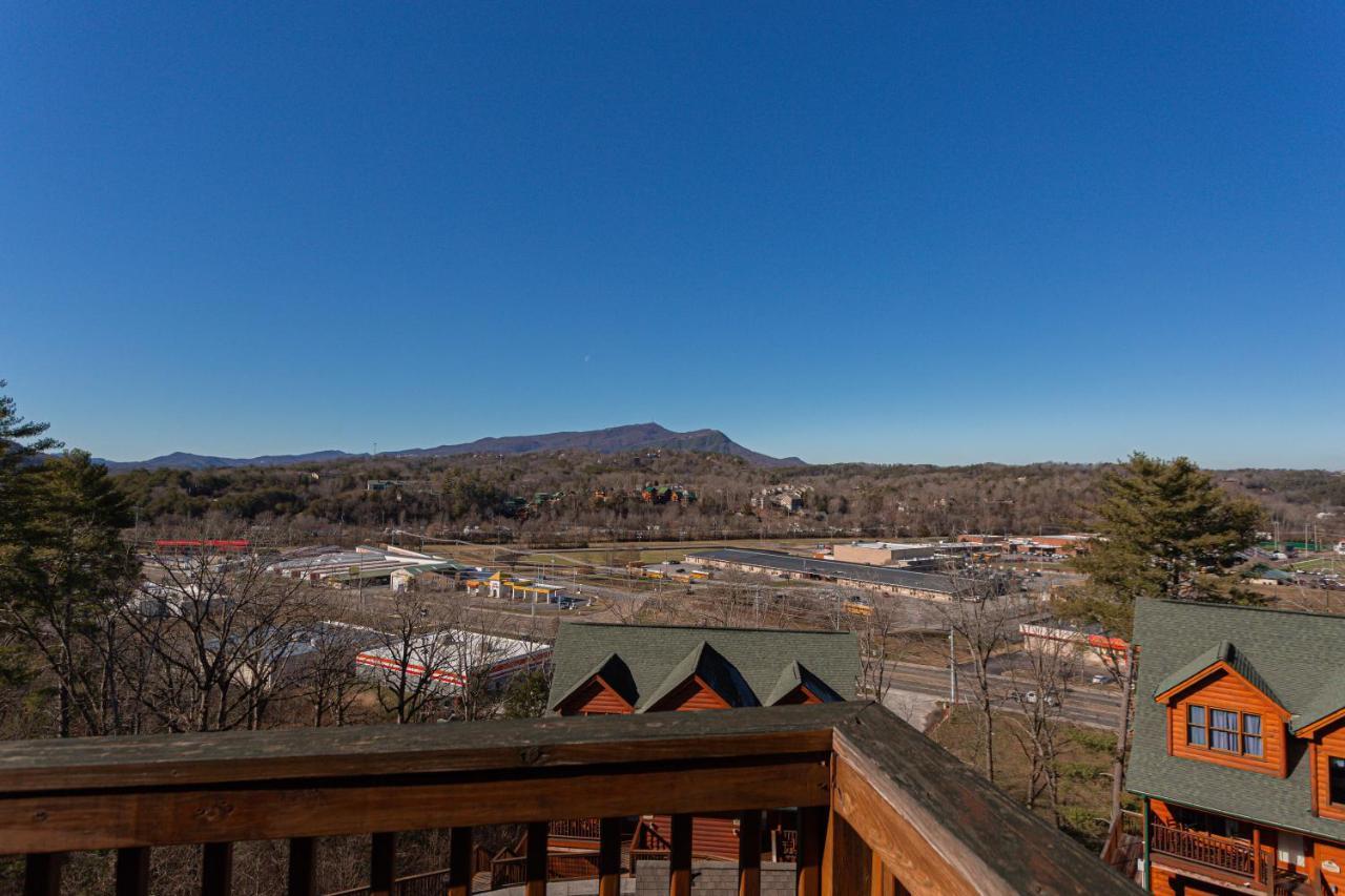 Bear Claw - Bear Claw Retreat In Pigeon Forge! Villa Exterior foto